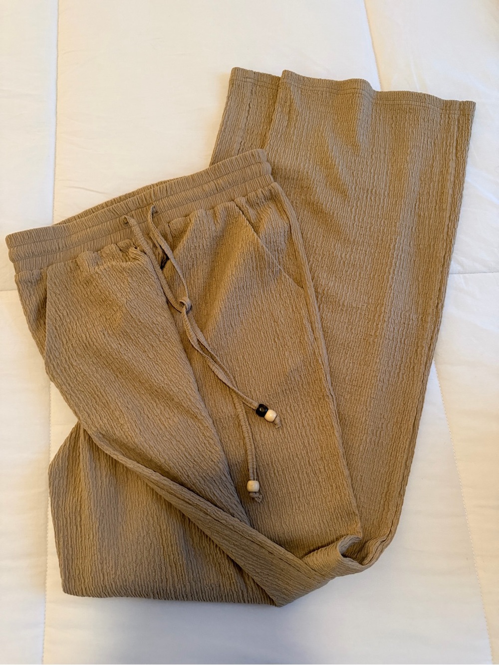 4th & Reckless Two-Piece Textured Tank & Wide-Leg Set in Tan - Picture 5 of 6